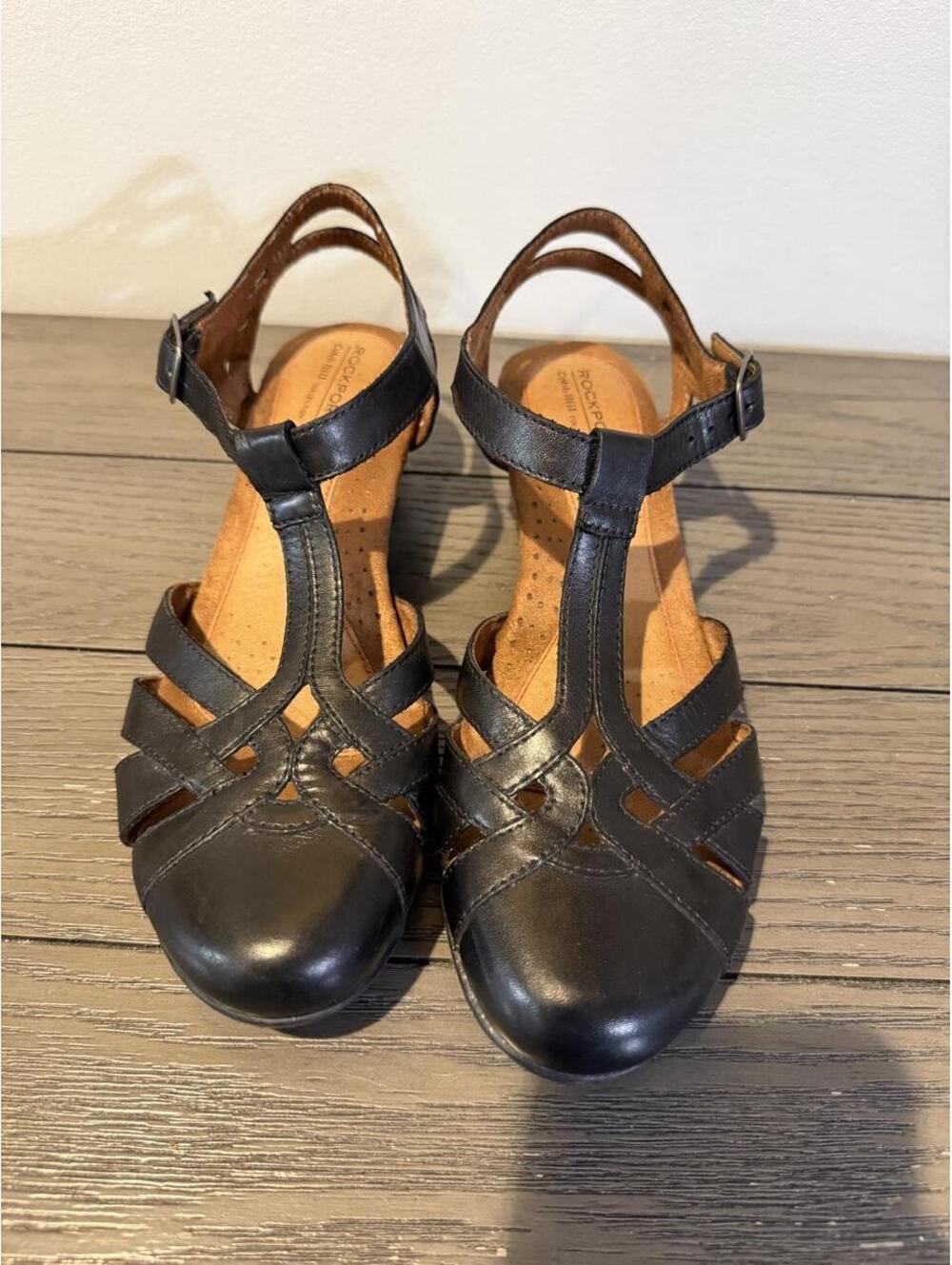Cobb Hill Women's Black and Grey Sandal